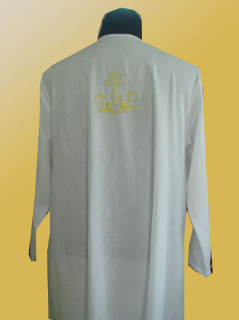 АРТ1223. Рубашка крестильная для взрослых.Ткань бязь. На спинке вышитый крест.