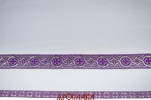 АРТ1310. Подризник с отделкой цветным галуном рисунок Орнамент (фиолетовый с серебром). Ширина галуна 1,7см и 4см.