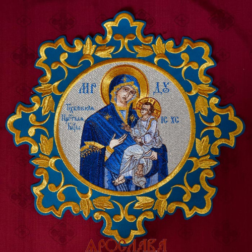 АРТ2520. Икона Тихвинской Божией Матери в кресте.