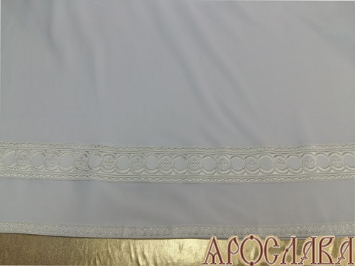 АРТ605. Подризник с отделкой цветным галуном рисунок Горошина (белый с серебром). Ширина галуна 1,7см и 4см.