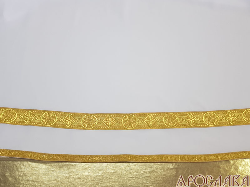 АРТ1871 Подризник с отделкой цветным галуном рисунок Цепь.Ширина галуна 2,5 см и 1,7 см. Ткань вискоза.187/52(Огруди=103)