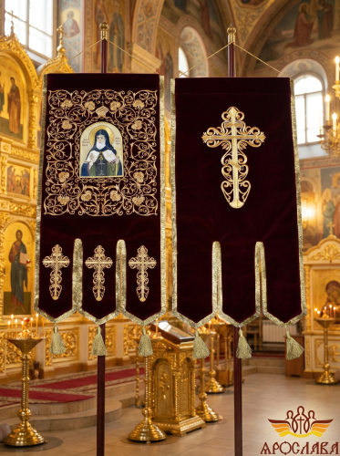 АРТ2439. Хоругви вышитые. Размер 105*54. Пара. Иконы вышитые.