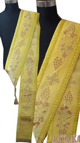АРТ924. Протодиаконский орарь с вышивкой рисунок Виноградная лоза, отделка цветной галун (цвет золото).